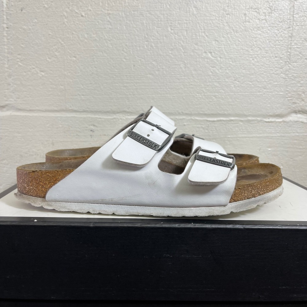 Birkenstock Arizona White Leather Sandals Slip On Women's Size 40 EU.9 US
